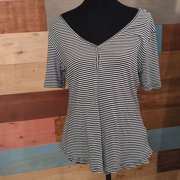 Large super soft striped T-shirt - Picture 1 of 4